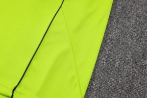 Real Madrid Sleevesless Training Suit D25117 - Image 17