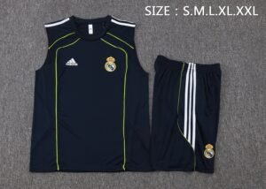 Real Madrid Sleevesless Training Suit D25116 - Image 3