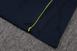 Real Madrid Sleevesless Training Suit D25116 - Image 4