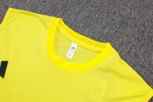 Real Madrid  Sleevesless Training Suit D25110 - Image 10