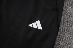 2526 Man Utd Polo  C2537 - Image 18