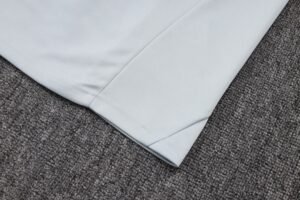 Adult/ Kids Bayern Half Zipper Training Suit B2548 - Image 5