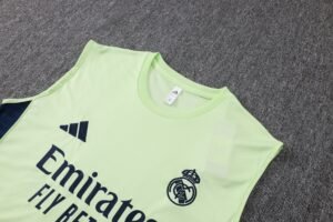 Real Madrid Sleeveless training suit D2572 - Image 4