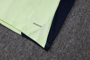 Real Madrid Sleeveless training suit D2572 - Image 15