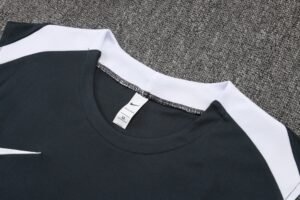 ChelseaSleeveless training suit D2575 - Image 11