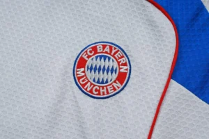Short Sleeves Bayern Training suit - Image 6