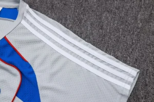 Short Sleeves Bayern Training suit - Image 9