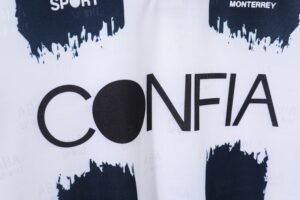 Retro C.F. Monterrey 95/96 Home Kit - Image 7