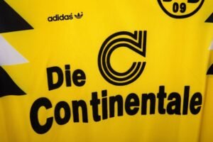 Retro Borussia Dortmund 1989 Home Shirt S-XXL - Image 7