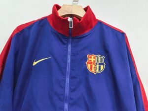 Barcelona windbreaker - Image 7