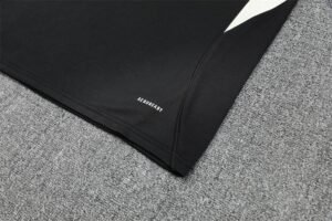 Short Sleeves LVP Training Suit Black - Image 10