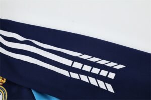 Real Madrid 05/06 half zipper Training Dark Blue - Image 11