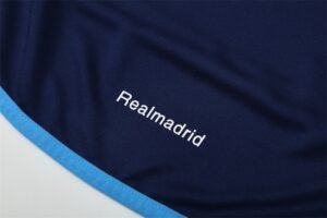 Real Madrid 05/06 half zipper Training Dark Blue - Image 15