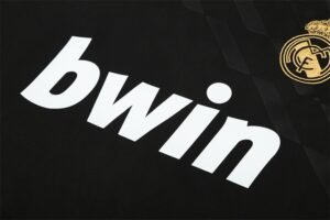 Real Madrid 11/12 half zipper Training Black - Image 4