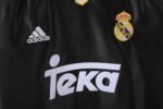 Retro Real Madrid 1999/01 Away Black Long Sleeves - Image 7