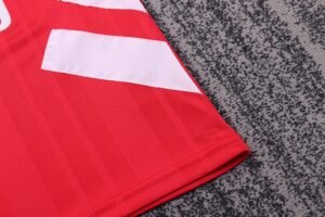 Kids kit LVP 1993/95 Home - Image 7