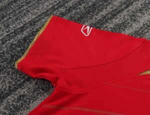 Kids kit LVP 2005/06 Home - Image 9