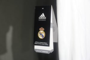 Player Version Retro Real Madrid 11/12 Home S-3XL - Image 8
