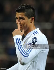 Player Version Retro Real Madrid 10/11 Home Long Sleeves S-3XL - Image 2