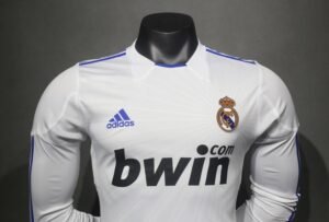 Player Version Retro Real Madrid 10/11 Home Long Sleeves S-3XL - Image 12