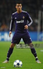 Player Version Retro Real Madrid 10/11 Third Long Sleeves S-3XL - Image 2