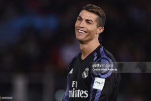 Player Version Retro Real Madrid 2016/17 Third S-3XL - Image 2