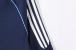 Retro Real Madrid 2005/06 Away Long Sleeves - Image 8