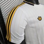 Man Utd White Jersey - Image 5