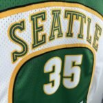 07-08 Season Seattle SuperSonics  No.35 - Image 3
