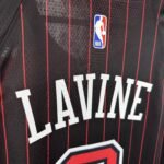 26 Season Chicago Bulls Flyer Edition No.8 - Image 3