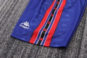 Kids kit Barcelona 96/97 Home - Image 10