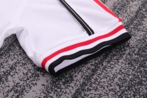 Kids Retro Man Utd 98/99 White - Image 6