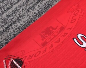 Kids Retro Man Utd 96/97 Home - Image 8