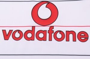 Kids Retro Man Utd 03/05 Away - Image 6