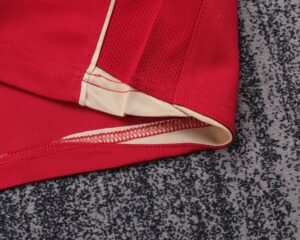 Kids Retro Man Utd 06/07 Home - Image 9