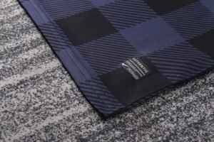 Kids Retro Man Utd 13/14 Away - Image 9