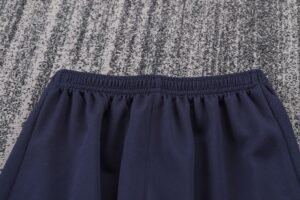 Kids Retro Man Utd 13/14 Away - Image 11