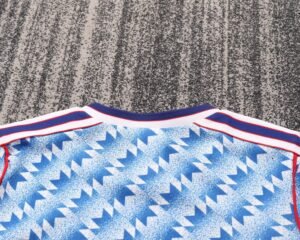 Kids Retro Man Utd 90/92 Away - Image 8