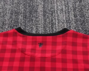 Kids Retro Man Utd 12/13 Home - Image 7