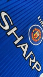 Kids Retro Man Utd 96/98 Third - Image 3