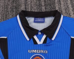 Kids Retro Man Utd 96/98 Third - Image 4