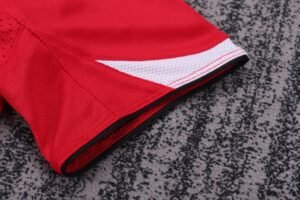 Kids Retro Man Utd 05/06 Home - Image 7