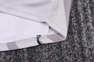 Kids Retro PSG 01/02 Away - Image 11