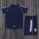 Kids Real Madrid 05/06 Away - Image 2