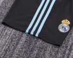 Kids Real Madrid 09/10 Away - Image 14