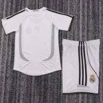 Kids Real Madrid 06/07 Home - Image 2