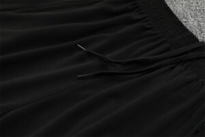 Adult / Kids 2526 Man Utd Half Zipper Training Suit - Image 12