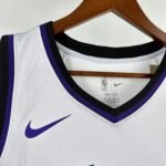 24 SEASON SACRAMENTO KINGS WHITE  #18 - Image 6