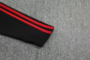 2526 LVP Half zipper Training suit Black - Image 5