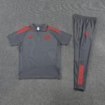 2026 Bayern München Polo Training Suit - Image 3